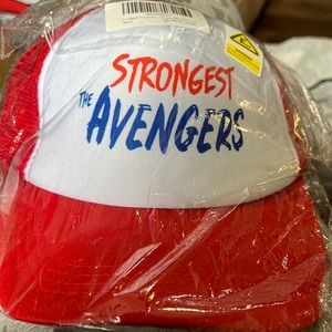 NWT Baseball Cap The Strongest Avengers Snapback Mesh Trucker Hat